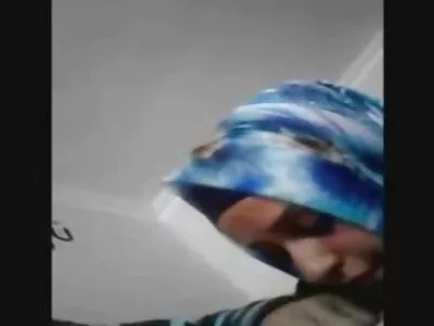 Vita härliga gamla svenska sexfilmer stönar av nöje på grund av pojkväns stora kuk