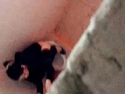 Killen slår provinsiell kärlek i munnen och slickar thai sexfilm hennes tag