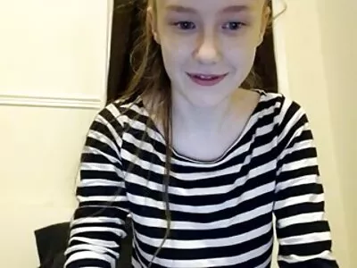 Det pågår lesbisk free sex filmer gruppsex i detta ångrum