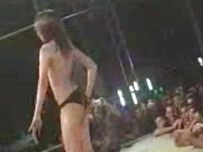 Blond mamma har stor hunger efter sin tjocka italiensk sexfilm kuk