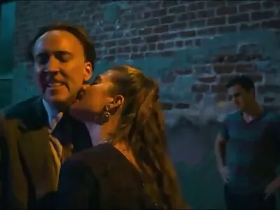 Bedövning brittisk kvinna blir rammad sexfilm mom i denna interracial scen