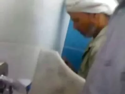 Horny MILF gör castingintervju och hon ser het tyska sexfilmer ut